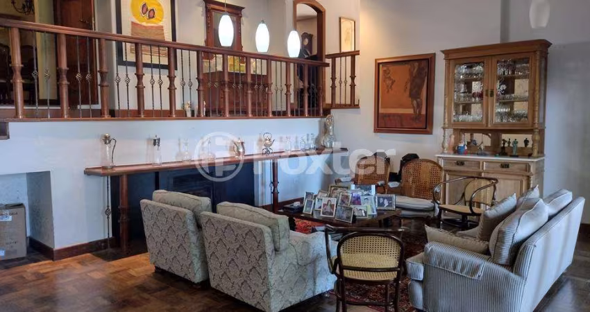 Casa com 3 quartos à venda na Rua Professor Xavier Simões, 440, Sétimo Céu, Porto Alegre
