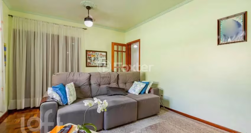Casa com 3 quartos à venda na Rua João Leivas de Carvalho, 451, São José, Canoas
