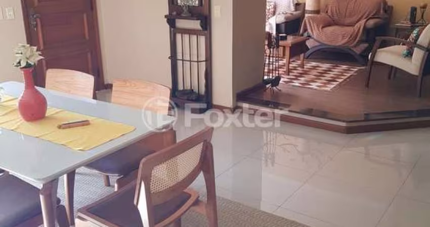 Casa em condomínio fechado com 3 quartos à venda na Avenida Vicente Monteggia, 2000, Cavalhada, Porto Alegre