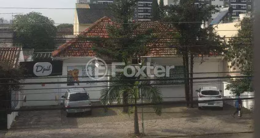 Casa comercial com 1 sala à venda na Rua Luzitana, 96, São João, Porto Alegre