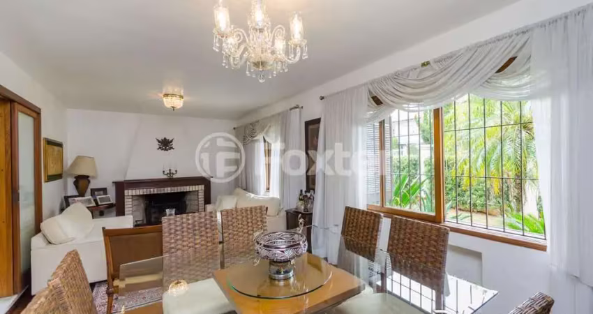 Casa comercial com 2 salas à venda na Rua Luiz Voelcker, 740, Três Figueiras, Porto Alegre