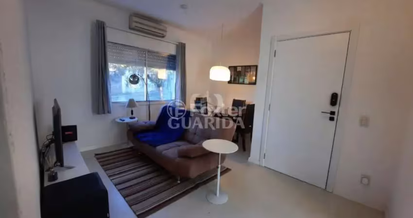 Apartamento com 2 quartos à venda na Rua Doutor Castro de Menezes, 750, Vila Assunção, Porto Alegre