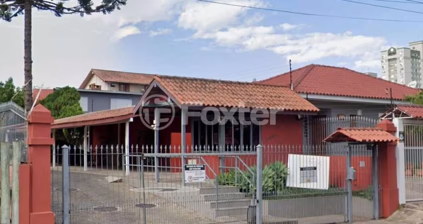 Casa em condomínio fechado com 4 quartos à venda na Rua Sílvio Silveira Soares, 2406, Camaquã, Porto Alegre