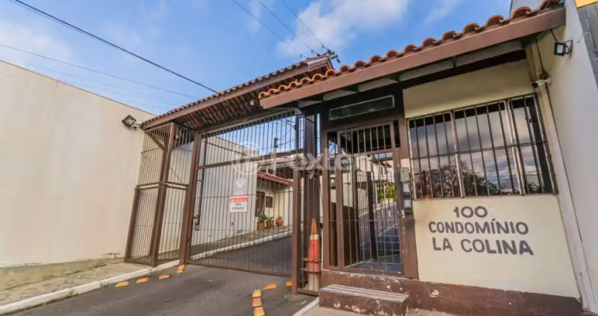 Casa em condomínio fechado com 3 quartos à venda na Avenida Monte Cristo, 100, Vila Nova, Porto Alegre