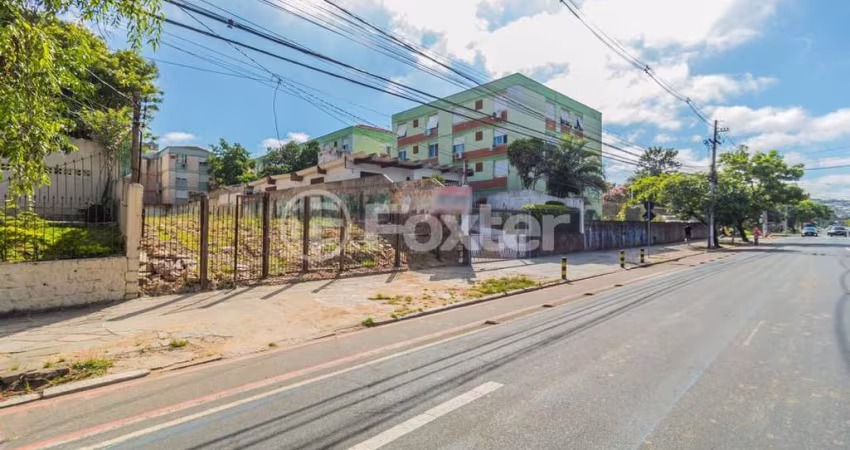 Terreno à venda na Avenida Chuí, 78, Cristal, Porto Alegre