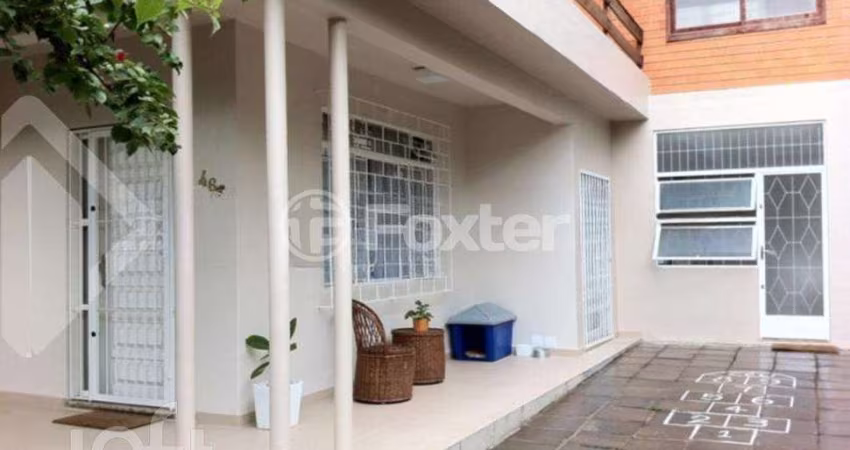 Casa com 4 quartos à venda na Rua Luiz Cosme, 468, Passo da Areia, Porto Alegre