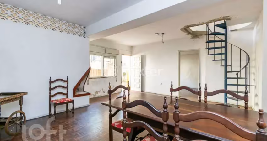 Casa com 3 quartos à venda na Avenida Lageado, 595, Petrópolis, Porto Alegre
