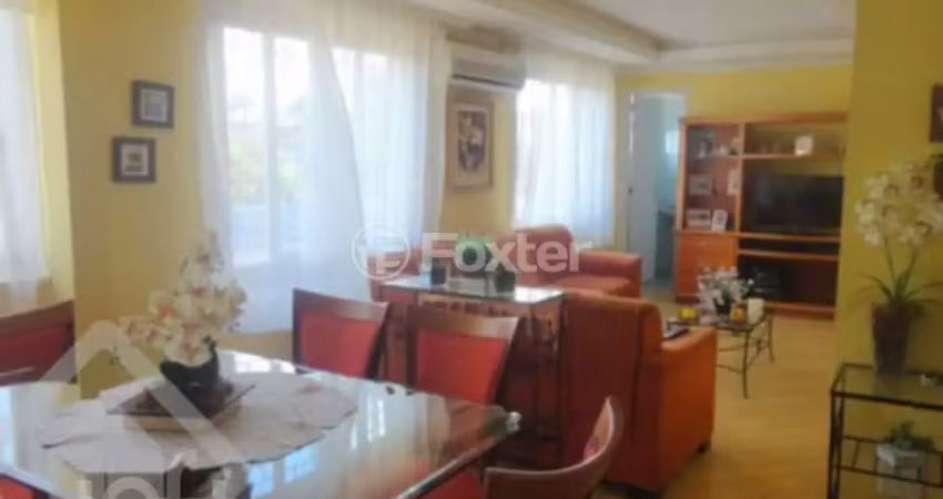 Apartamento com 3 quartos à venda na Rua General Gomes Carneiro, 365, Medianeira, Porto Alegre