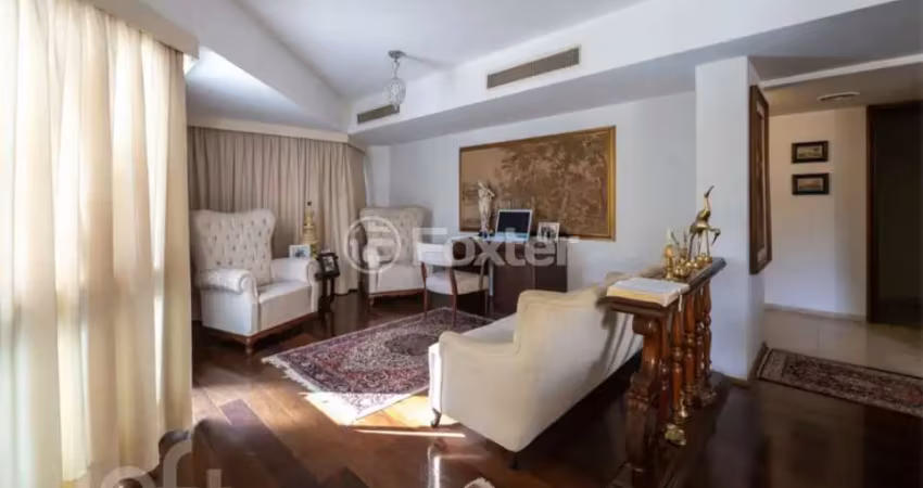 Apartamento com 3 quartos à venda na Rua Félix da Cunha, 1060, Floresta, Porto Alegre