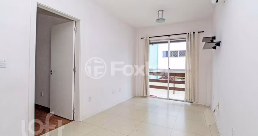 Apartamento com 3 quartos à venda na Rua Geraldo Souza Moreira, 425, Passo da Areia, Porto Alegre