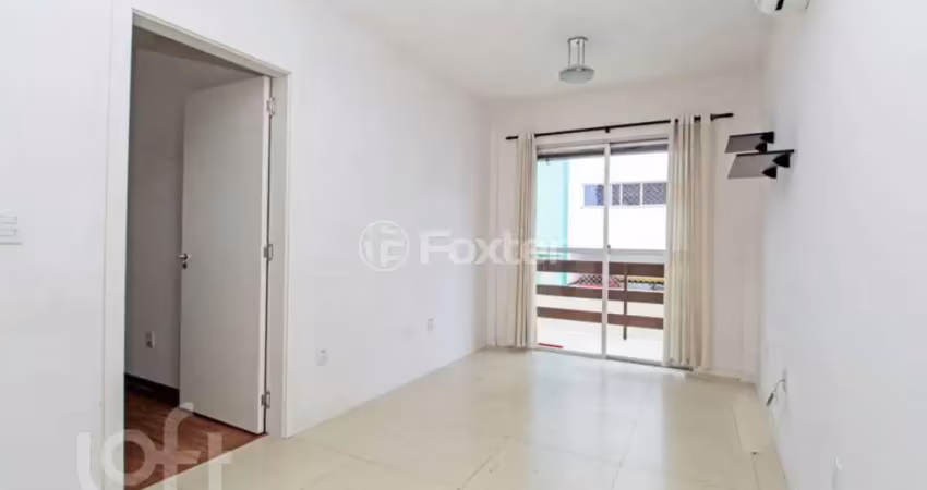 Apartamento com 3 quartos à venda na Rua Geraldo Souza Moreira, 425, Passo da Areia, Porto Alegre