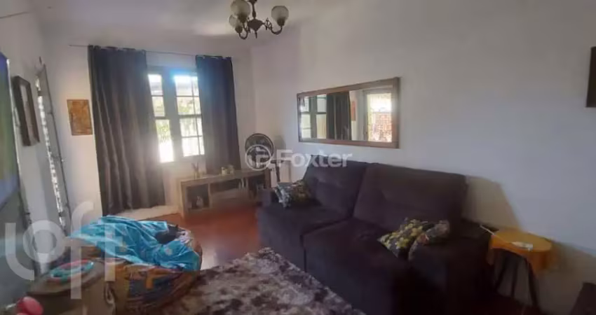 Casa com 3 quartos à venda na Rua Professor Clemente Pinto, 261, Medianeira, Porto Alegre