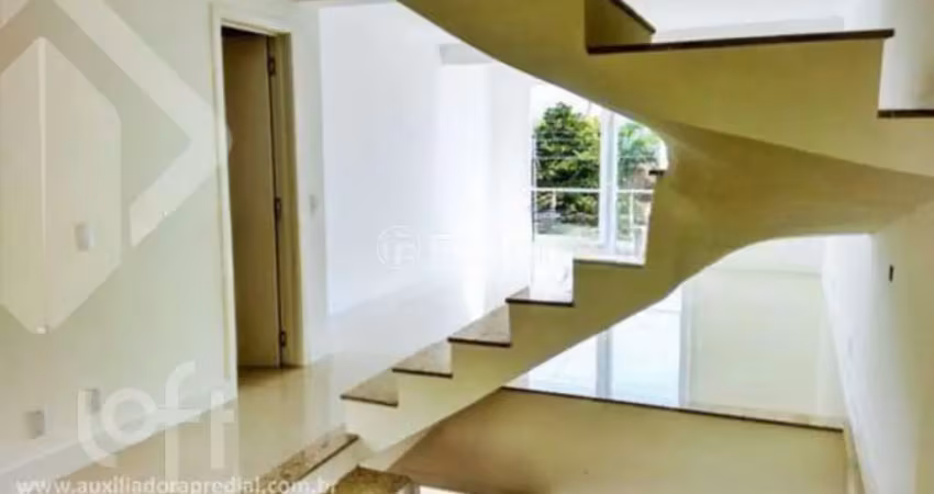Casa com 3 quartos à venda na Rua Imeram Teixeira Cabeleira, 197, Ipanema, Porto Alegre