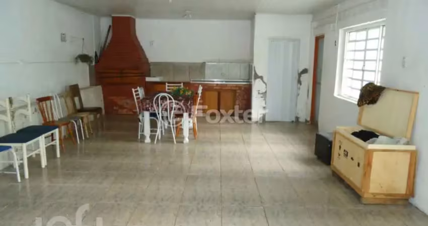 Casa com 3 quartos à venda na Rua Professor José Maria Rodrigues, 341, Vila Ipiranga, Porto Alegre
