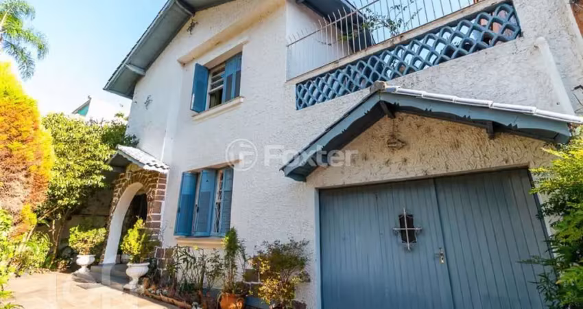 Casa com 3 quartos à venda na Rua Afonso Pena, 21, Azenha, Porto Alegre