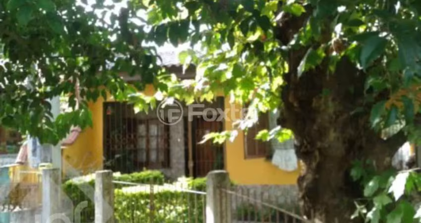 Casa com 2 quartos à venda na Rua Amália Iracema, 5, Santa Rosa de Lima, Porto Alegre