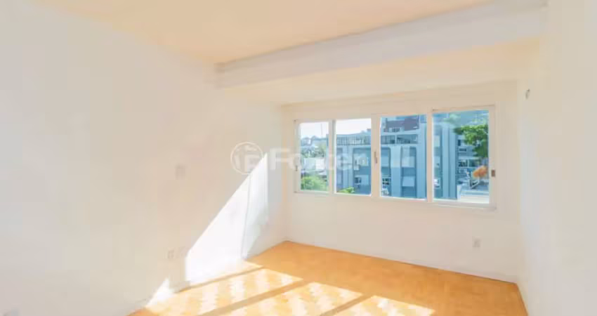 Apartamento com 3 quartos à venda na Rua Coronel Corte Real, 385, Petrópolis, Porto Alegre
