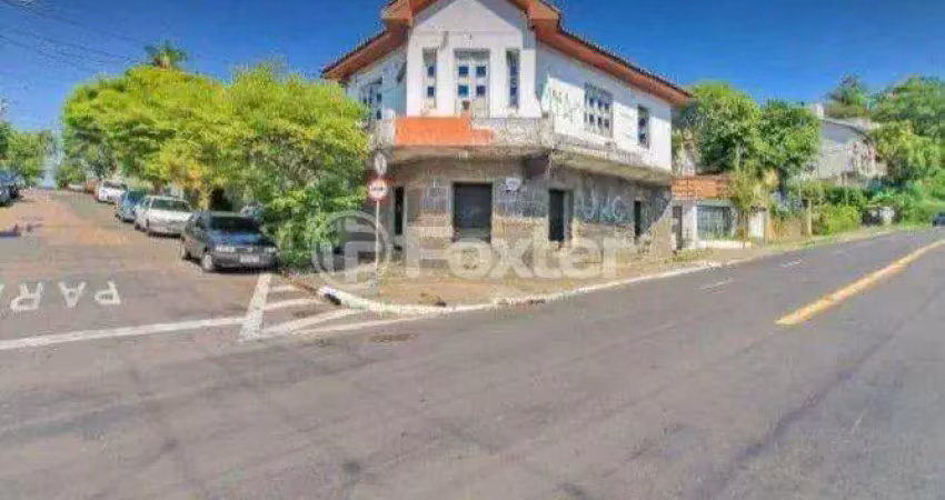 Prédio com 9 salas à venda na Rua Padre João Batista Reus, 917/919, Vila Conceição, Porto Alegre