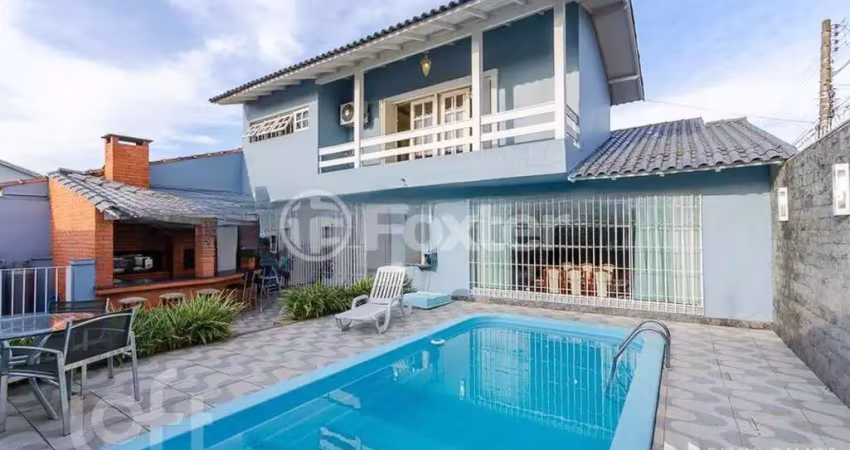 Casa com 3 quartos à venda na Rua Paulo Derly Strehl, 235, Espírito Santo, Porto Alegre