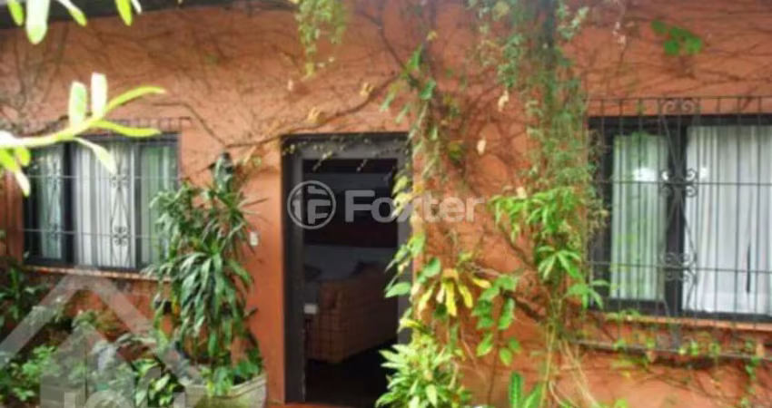 Casa com 3 quartos à venda na Rua Nossa Senhora Aparecida, 385, Vila Conceição, Porto Alegre