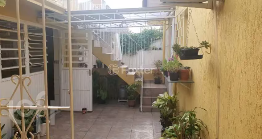 Casa com 3 quartos à venda na Rua Diamantina, 115, Parque da Matriz, Cachoeirinha