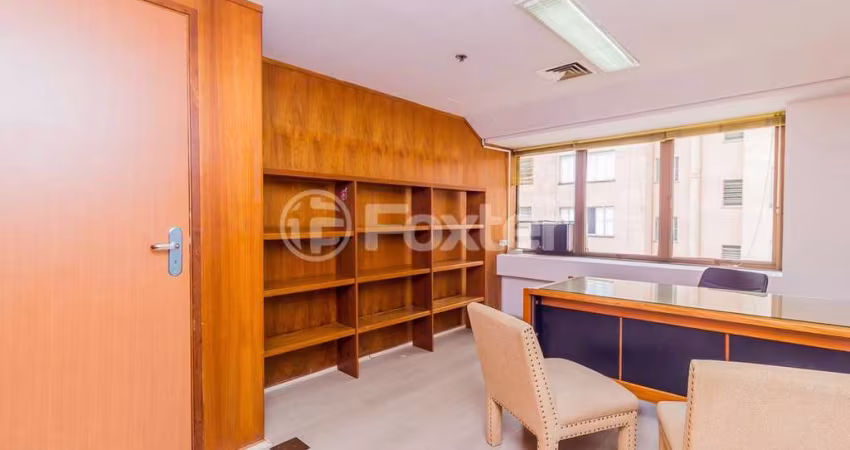 Sala comercial com 3 salas à venda na Praça Marechal Deodoro, 130, Centro Histórico, Porto Alegre