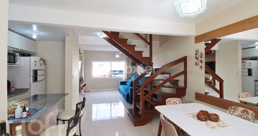 Casa em condomínio fechado com 3 quartos à venda na Avenida Edgar Pires de Castro, 2520, Hípica, Porto Alegre