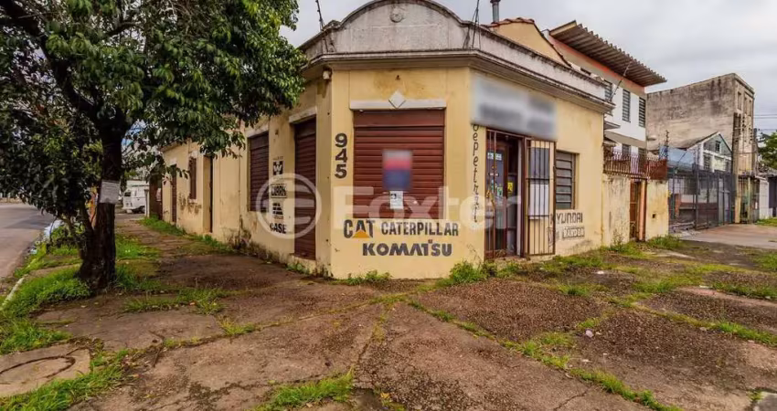 Barracão / Galpão / Depósito com 3 salas à venda na Avenida Ceará, 945, São João, Porto Alegre