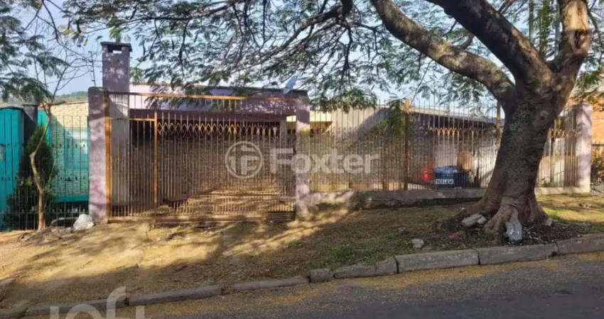 Casa com 3 quartos à venda na Rua José Madrid, 494, Jardim Carvalho, Porto Alegre
