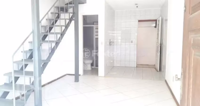 Casa em condomínio fechado com 2 quartos à venda na Avenida Monte Cristo, 100, Vila Nova, Porto Alegre