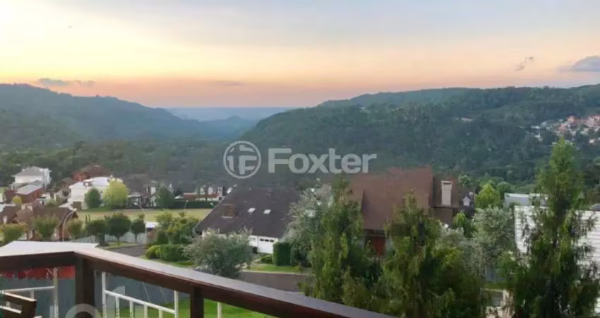 Casa em condomínio fechado com 4 quartos à venda na Rua Das Alfazemas, 296, Planalto, Gramado