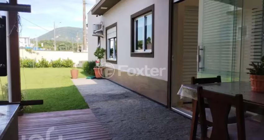 Casa com 3 quartos à venda na Avenida das Constelações, 997, São João do Rio Vermelho, Florianópolis