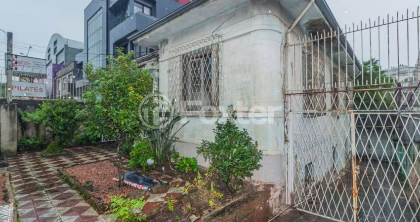Casa comercial com 3 salas à venda na Avenida Doutor Carlos Barbosa, 1099, Medianeira, Porto Alegre