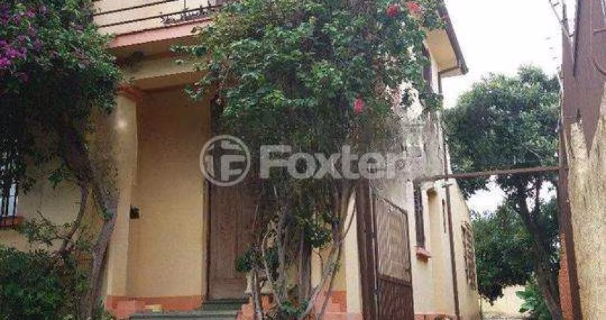 Casa com 3 quartos à venda na Rua Oscar Schneider, 47, Medianeira, Porto Alegre
