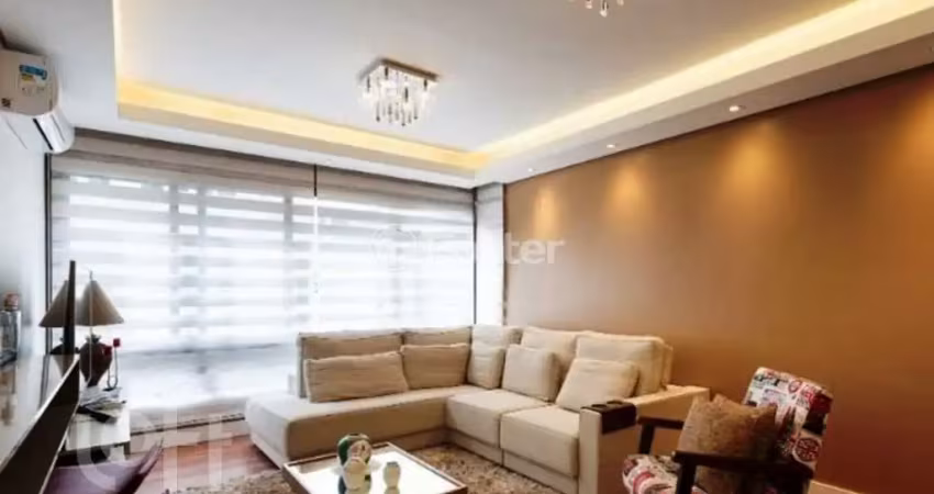 Apartamento com 3 quartos à venda na Rua Porto Calvo, 104, Ipanema, Porto Alegre