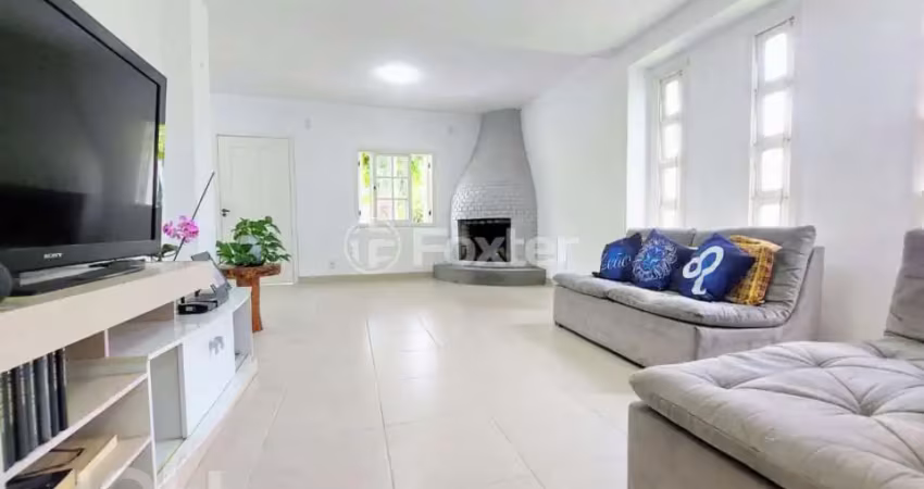Casa com 5 quartos à venda na Rua Armando Czamanski, 105, Ipanema, Porto Alegre