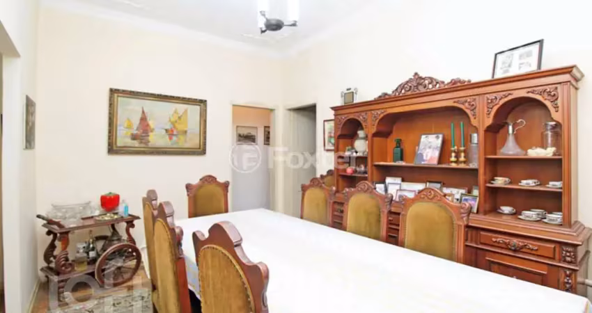 Casa com 3 quartos à venda na Rua Caracas, 126, Jardim Lindóia, Porto Alegre