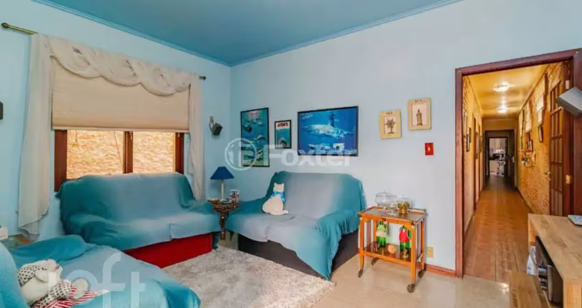 Casa com 7 quartos à venda na Rua Intendente Alfredo Azevedo, 161, Glória, Porto Alegre