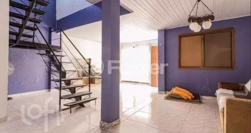 Casa em condomínio fechado com 3 quartos à venda na Avenida Vicente Monteggia, 1020, Cavalhada, Porto Alegre