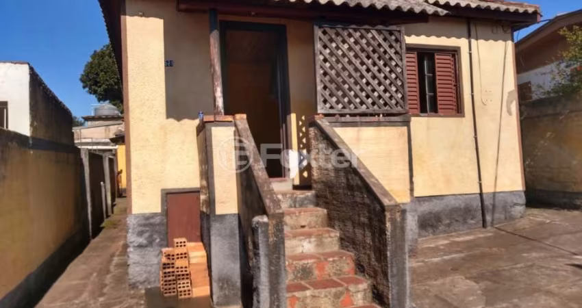 Casa com 3 quartos à venda na Avenida Alexandre Luiz, 521, Jardim Itu Sabará, Porto Alegre