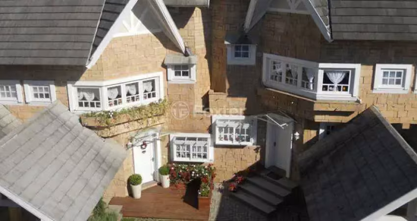 Casa em condomínio fechado com 3 quartos à venda na Rua Reinaldo Bertoluci, 12, Planalto, Gramado
