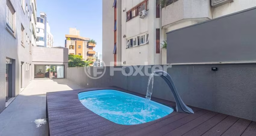 Apartamento com 3 quartos à venda na Rua Pedro Weingartner, 56, Rio Branco, Porto Alegre