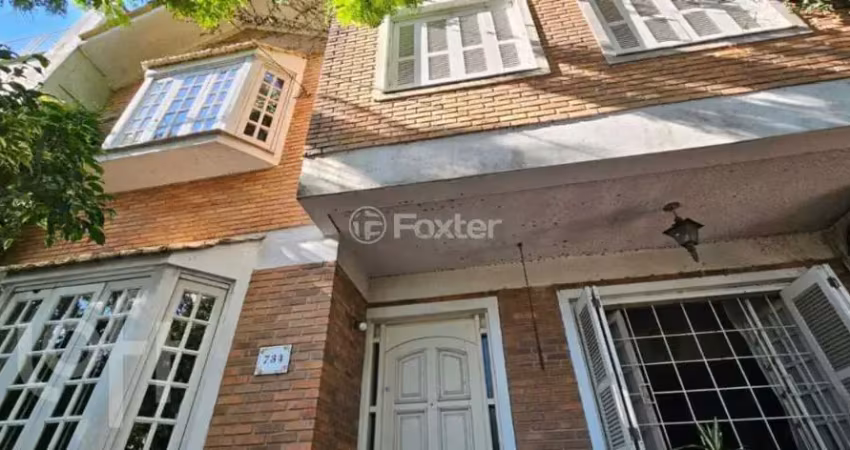 Casa com 6 quartos à venda na Rua Felipe de Oliveira, 734, Petrópolis, Porto Alegre