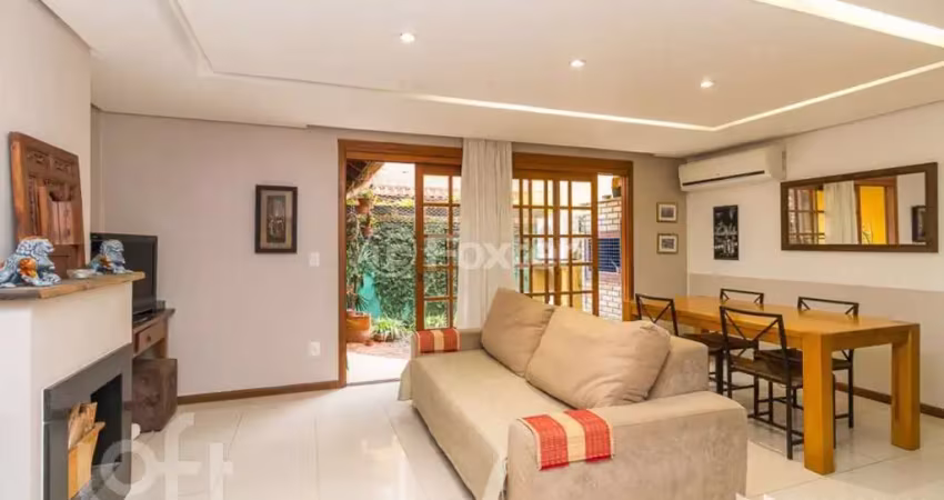 Casa em condomínio fechado com 3 quartos à venda na Avenida Coronel Marcos, 2171, Pedra Redonda, Porto Alegre