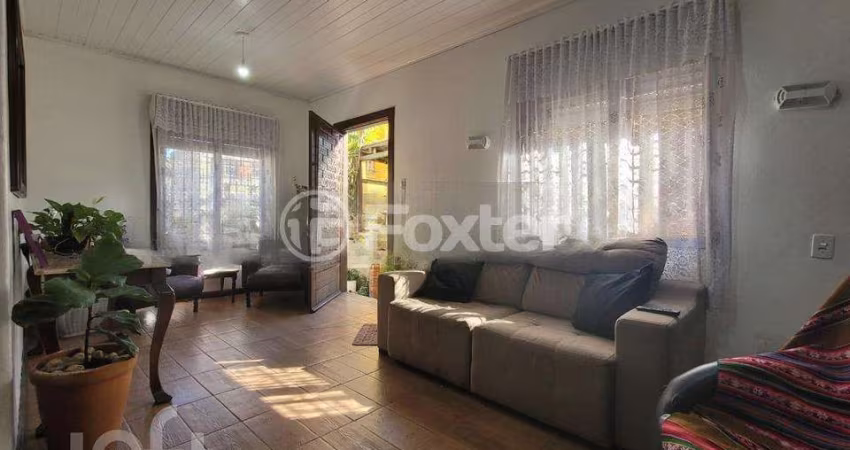 Casa com 6 quartos à venda na Rua Antônio Joaquim Mesquita, 60, Passo da Areia, Porto Alegre