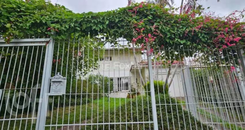 Casa com 3 quartos à venda na Rua Disnard, 41, Santa Tereza, Porto Alegre