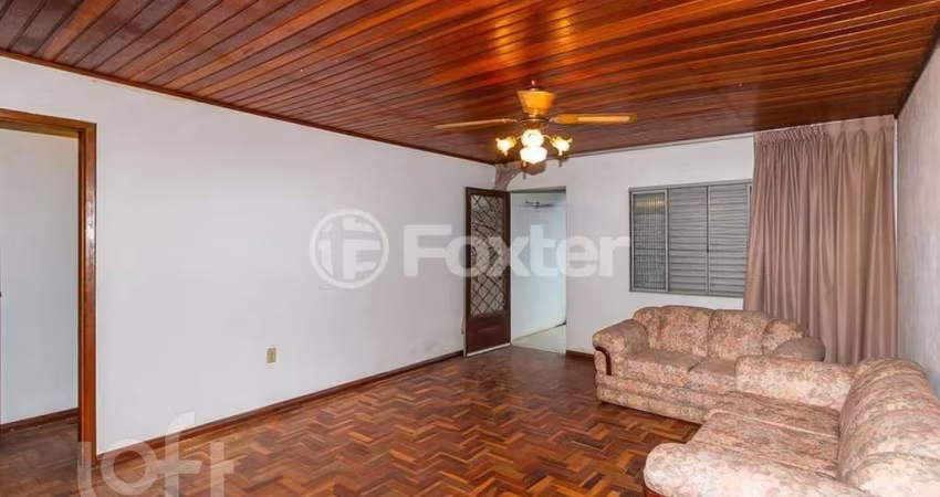 Casa com 1 quarto à venda na Rua Milton Clarel de Azevedo, 5, Farrapos, Porto Alegre