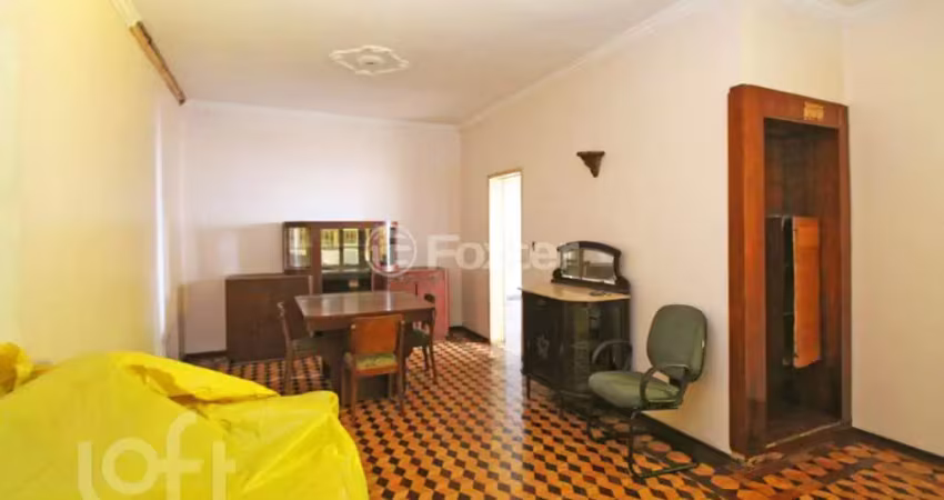 Casa com 3 quartos à venda na Avenida Ceará, 1838, São João, Porto Alegre