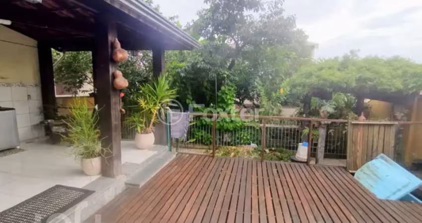 Casa com 3 quartos à venda na Rua Irmão Inocêncio Luís, 601, Jardim Itu Sabará, Porto Alegre