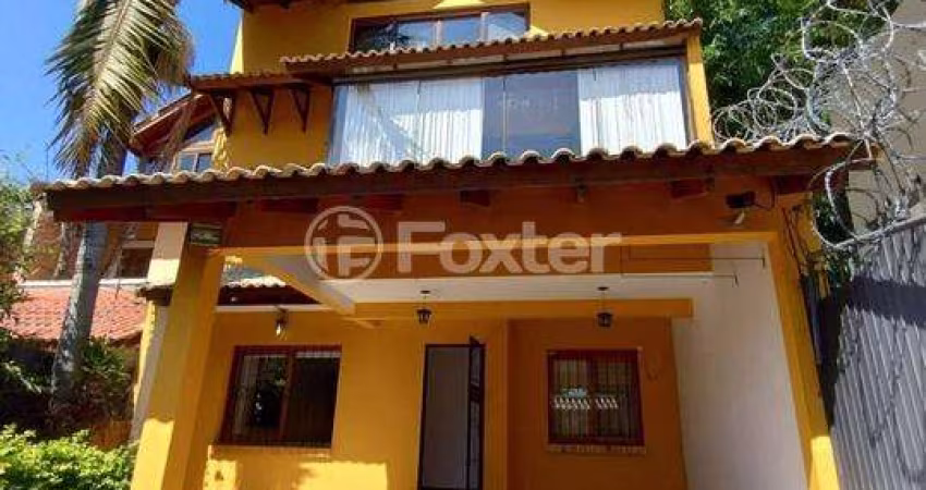 Casa com 3 quartos à venda na Rua Rincão, 59, Ipanema, Porto Alegre